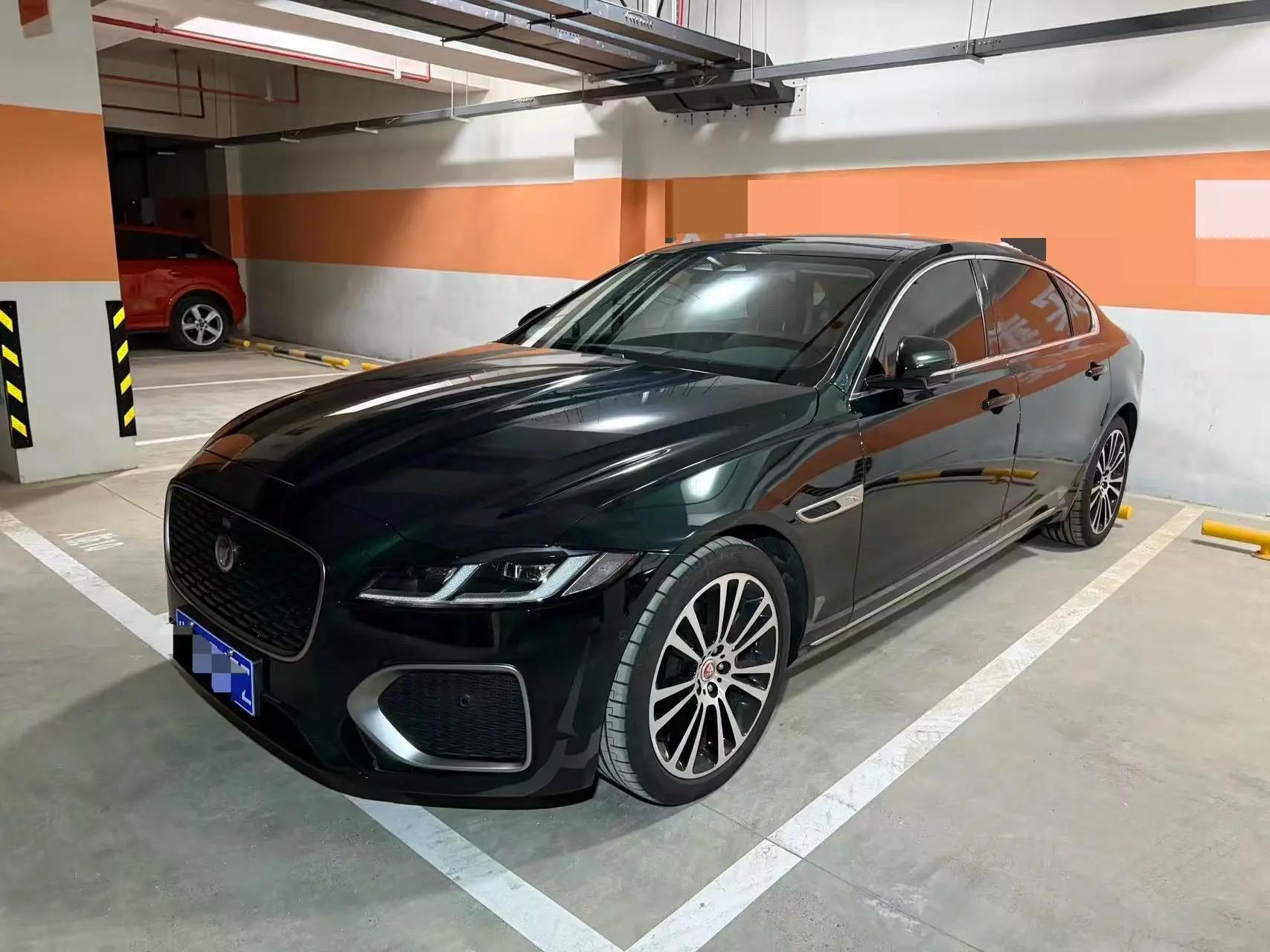 Open image lightbox: Jaguar 2025 XFL 2.0T P 12500.00g Drive Enjoy Deluxe Edition Automatic Gear