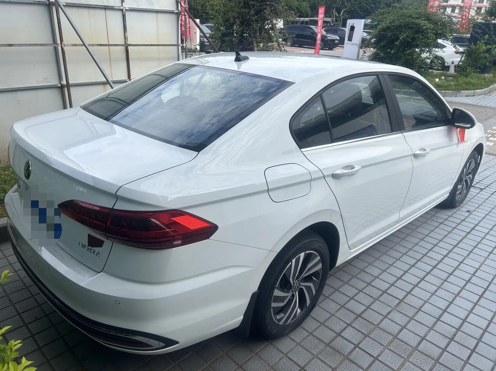 Volkswagen 2026 Bora 1.2TSI 200TSI Enjoy Navigation Edition Automatic 5