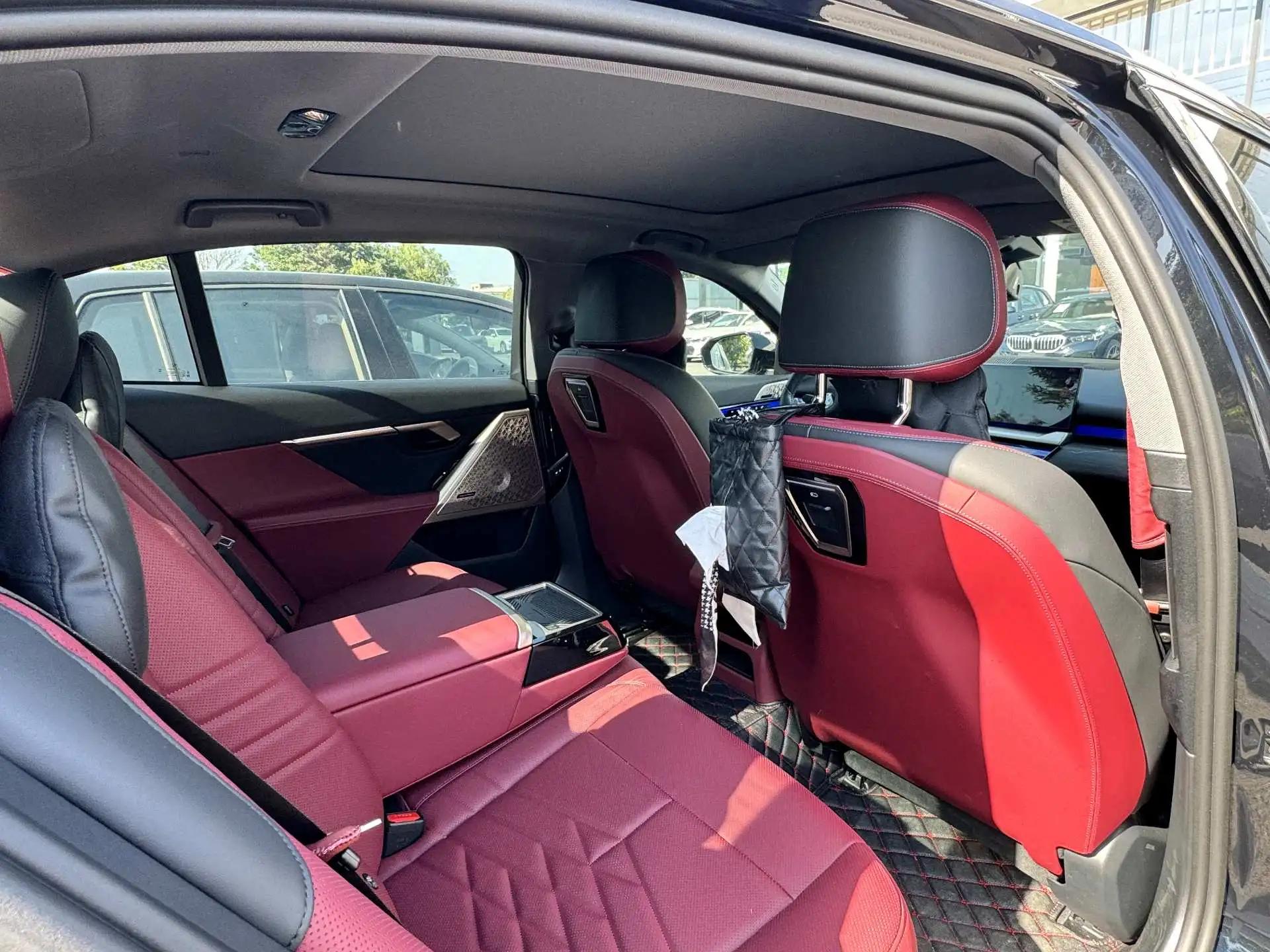 BMW 5 Series 2024 530Li 48V 2.0T Luxury Model M Sport Package Automatic 3