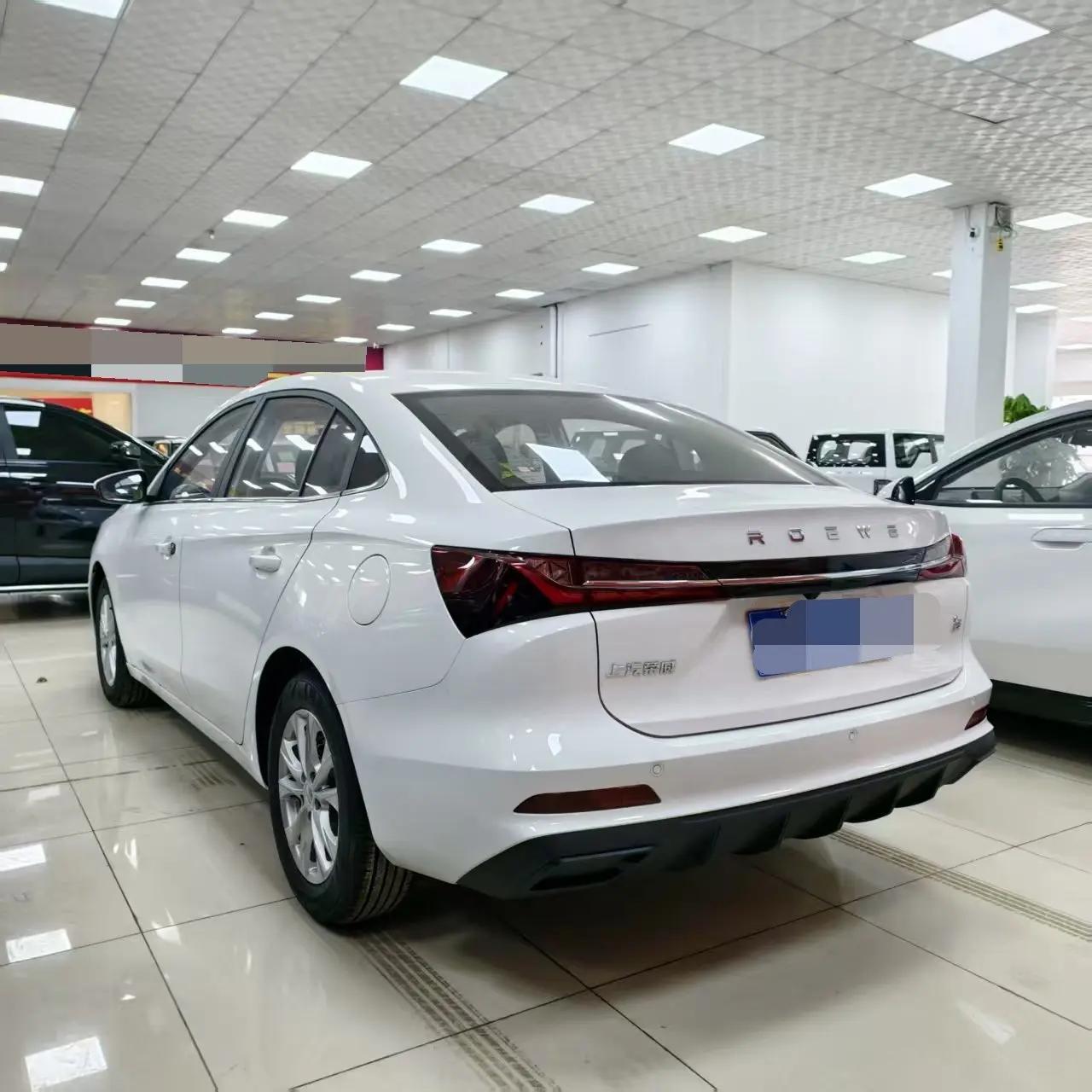 Roewe 2024 i5 1.5 CVT Prestige Edition Automatic 3