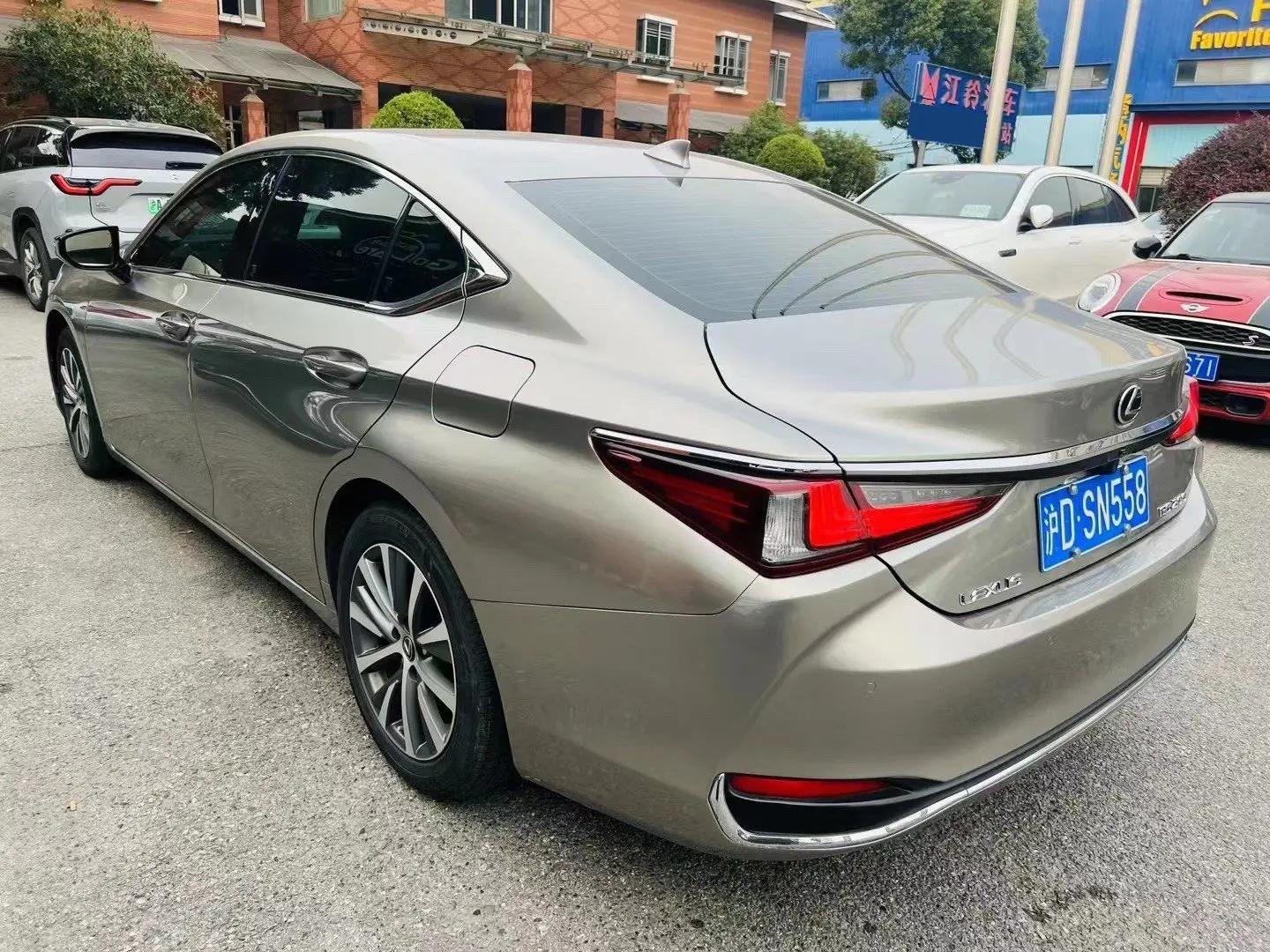 Lexus ES 2020 200 Excellence Edition 2