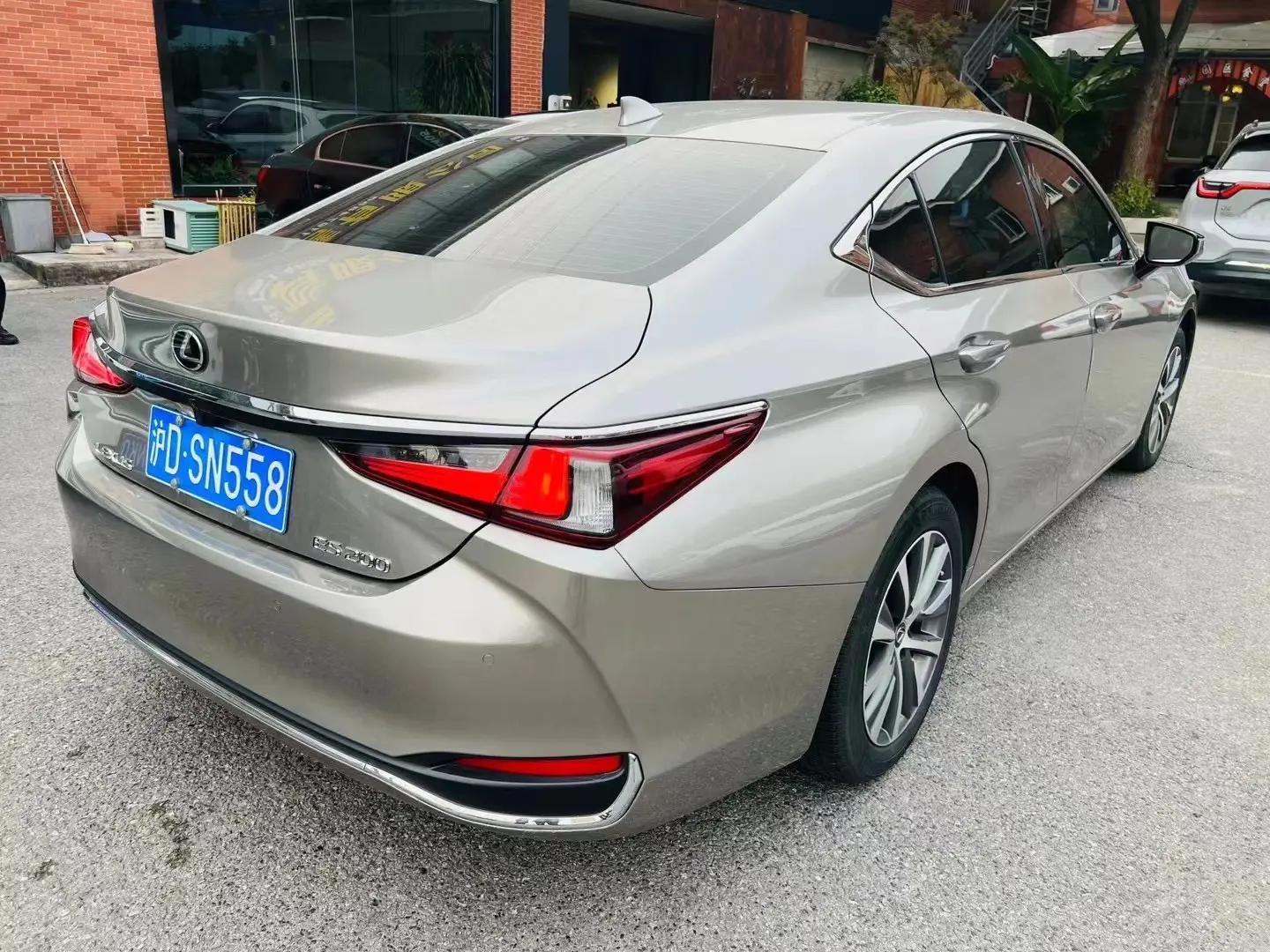 Lexus ES 2020 200 Excellence Edition 3