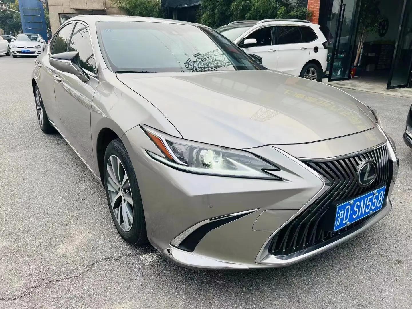 Lexus ES 2020 200 Excellence Edition 4