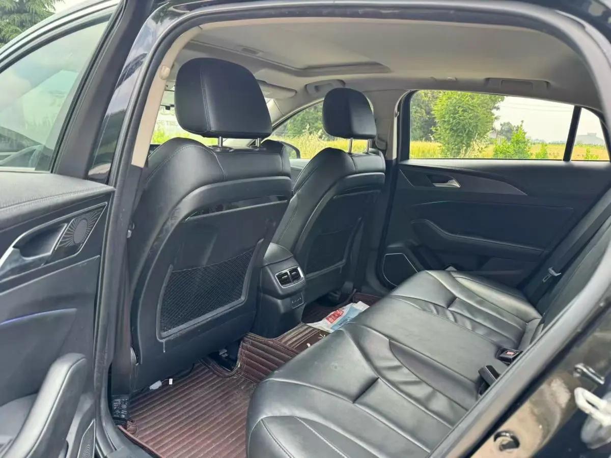 HongQi H5 Classic 2019 30TD Moving Edition 5