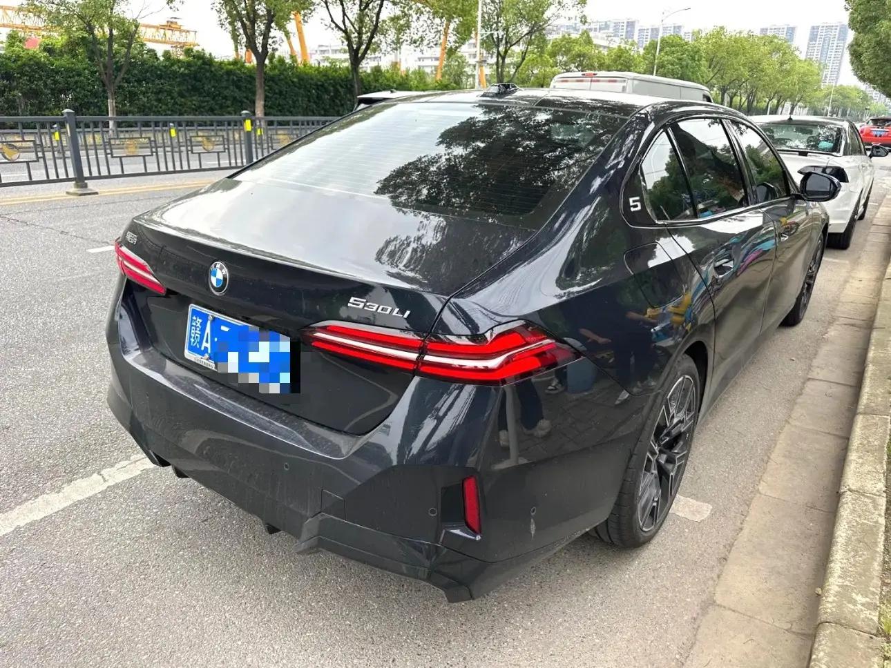 BMW 5 Series 2026 530Li 48V 2.0T Premium Luxury Suit Automatic Gear 6