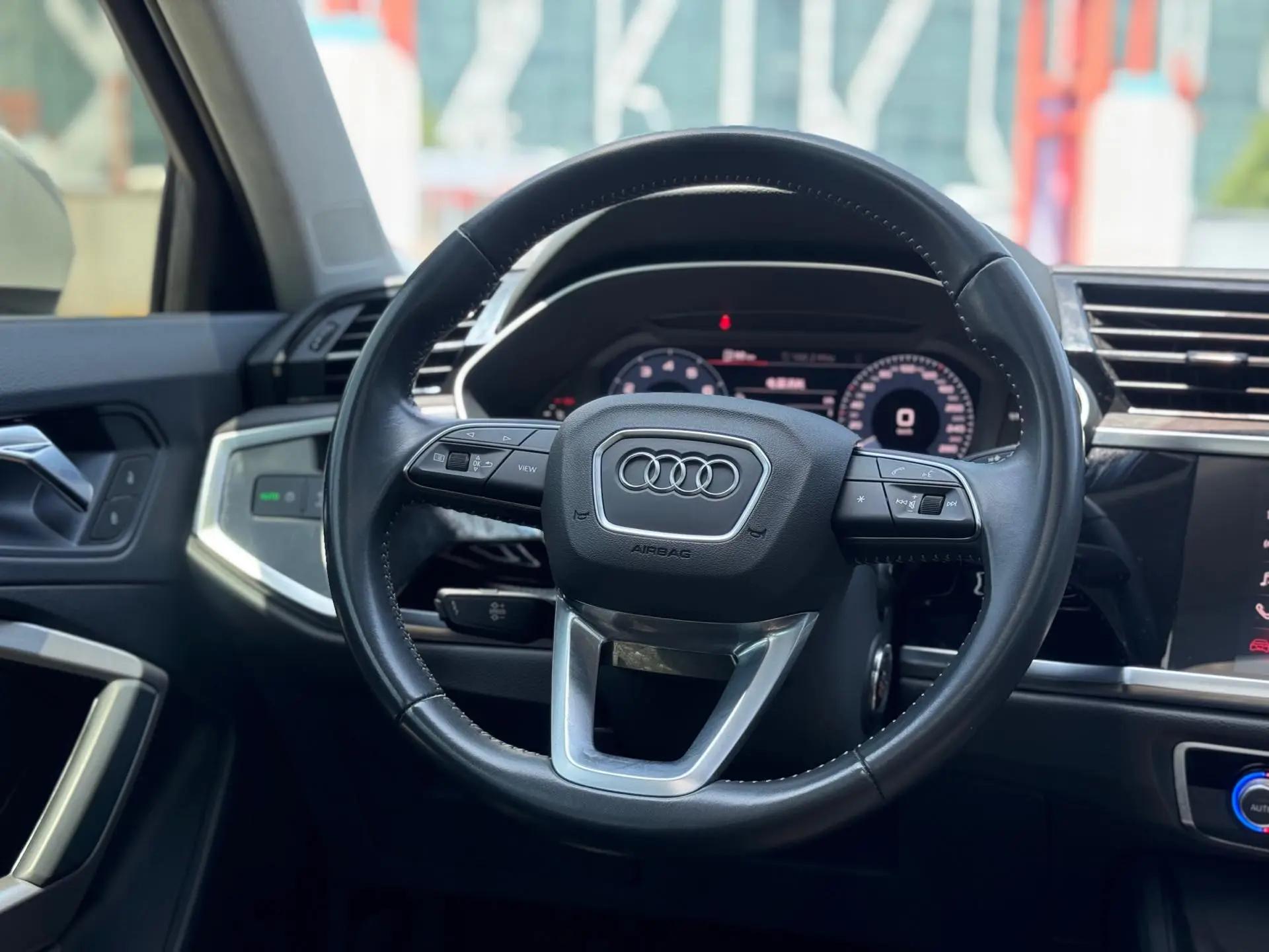 Audi Q3 2021 35 TFSI Enterprising Dynamic 16