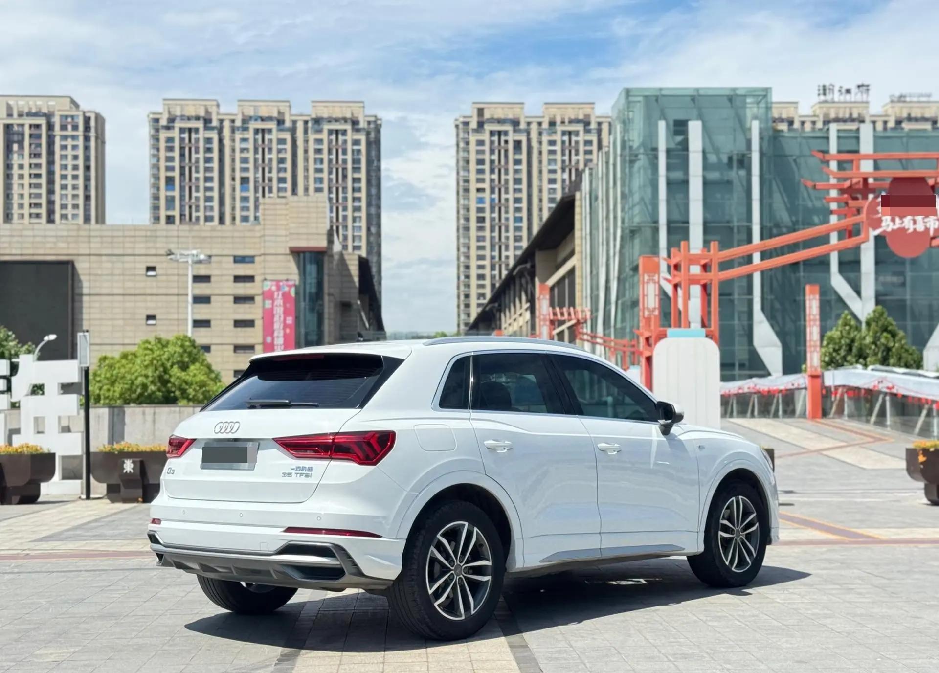 Audi Q3 2021 35 TFSI Enterprising Dynamic 9