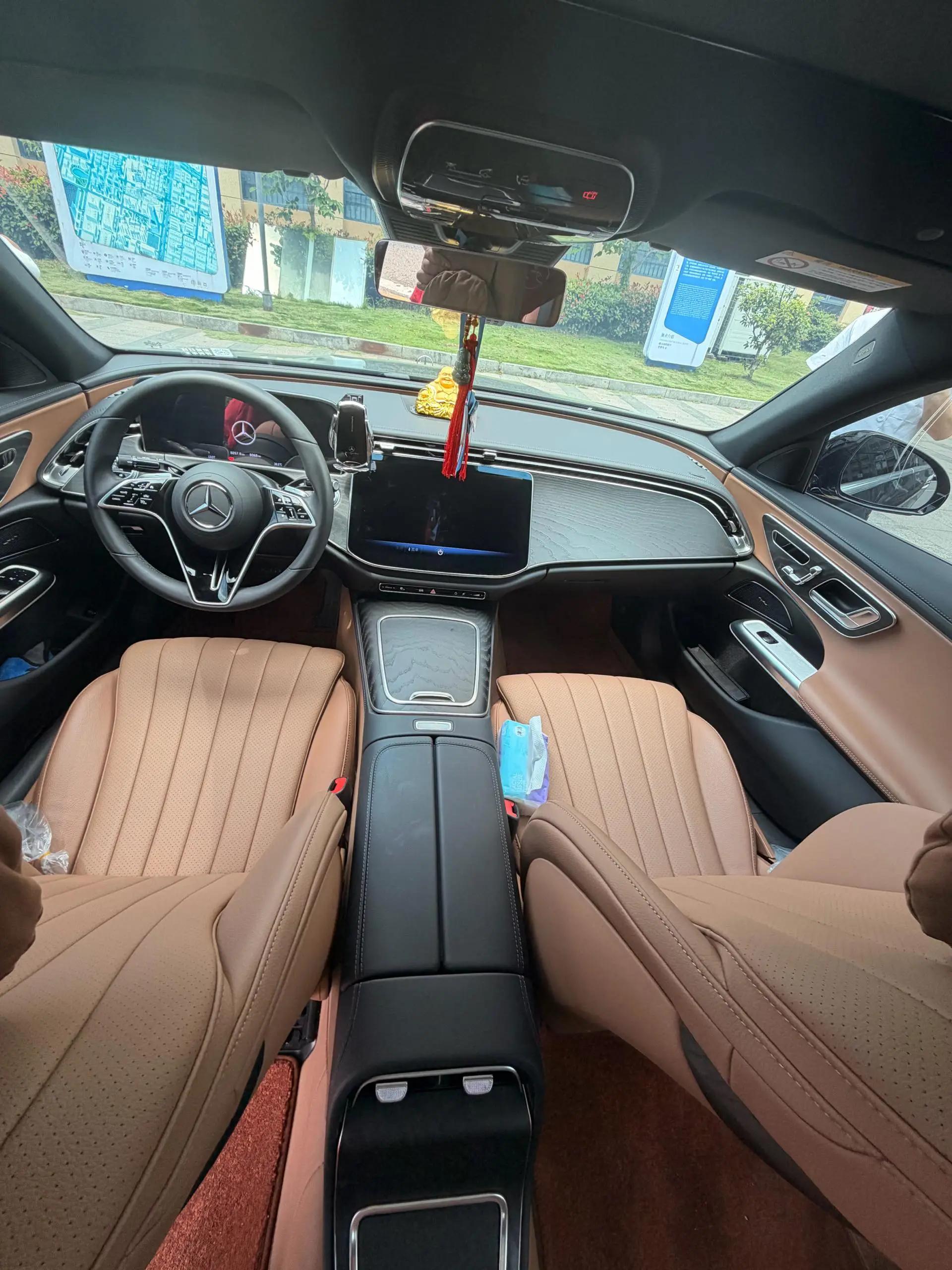 Mercedes Benz E Class 2026 E 260 L 48V 2.0T Classic Automatic Gear 4
