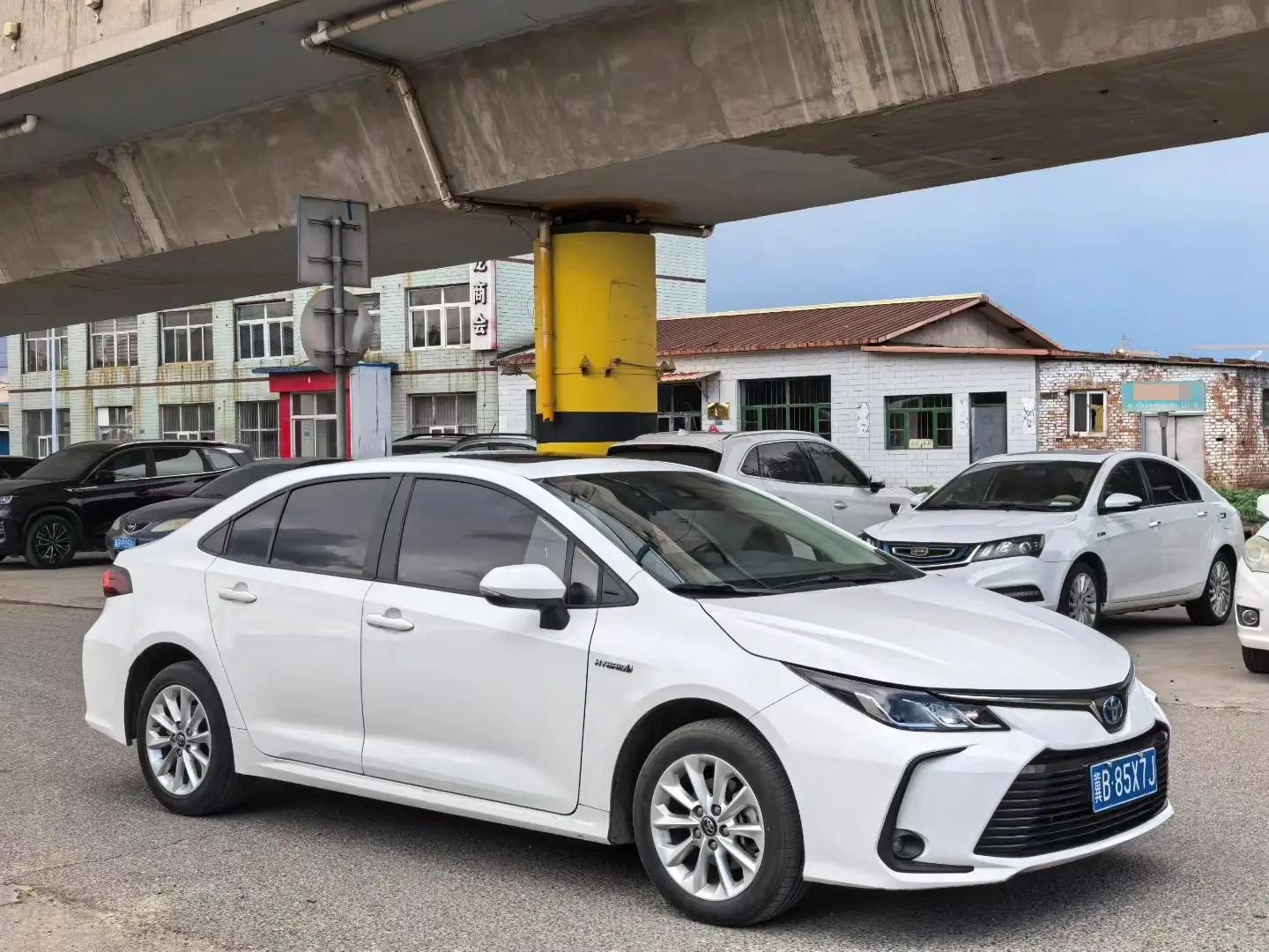Corolla 2021 Dual Engine 1.8L E-CVT Elite Edition 3