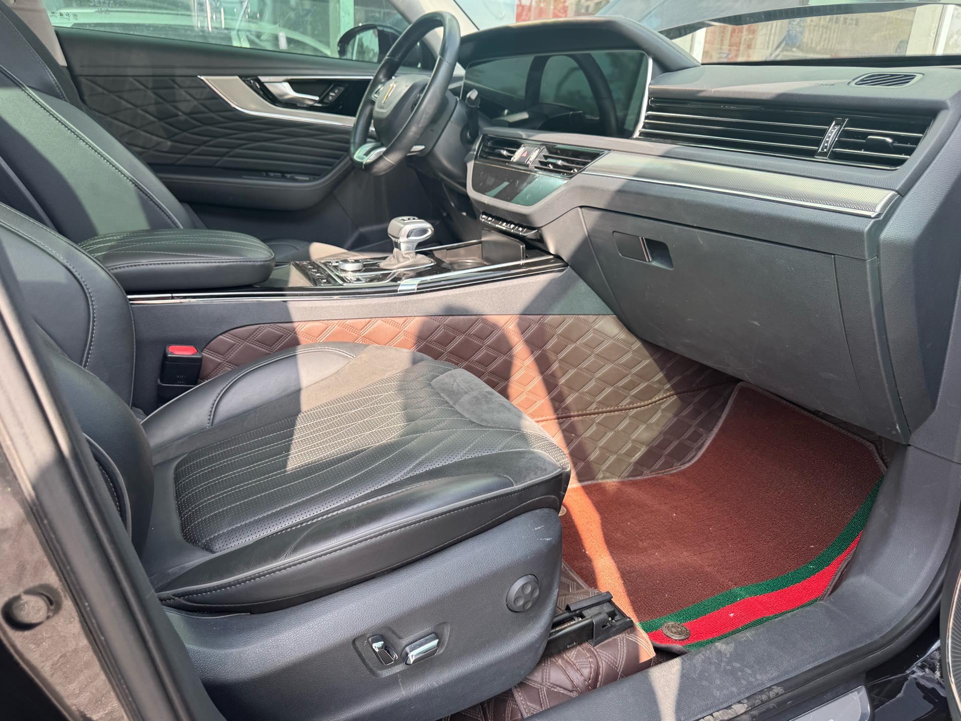 HongQi HS5 2022 2.0T Zhilian Flag Edition 4