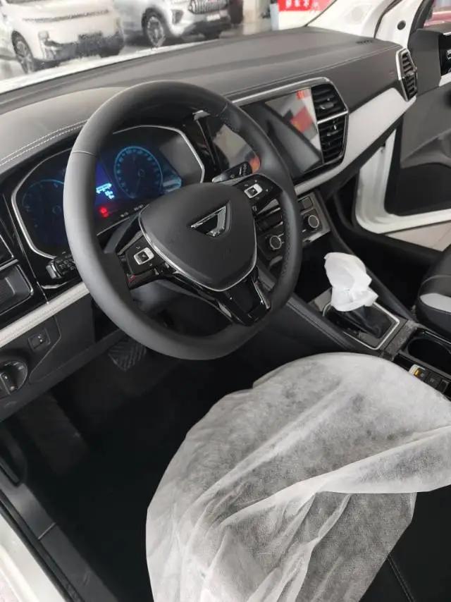 捷达 2026款 捷达VS5 1.4TSI 280TSI 先锋版 自动挡 4
