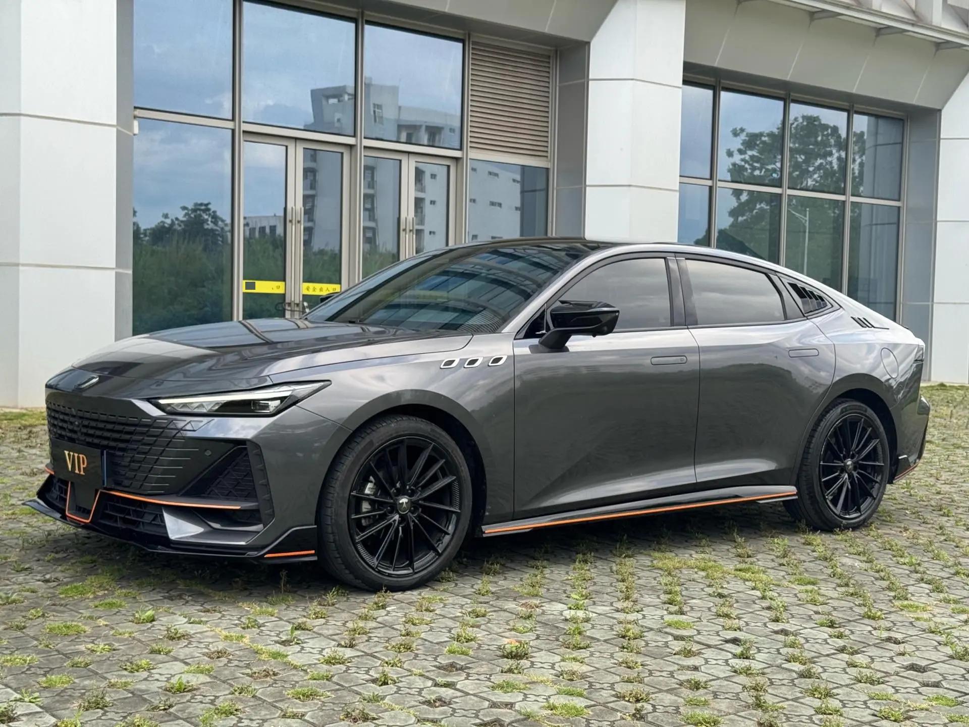 ChangAn 2023 UNI-V 1.5T Sport Edition Automatic