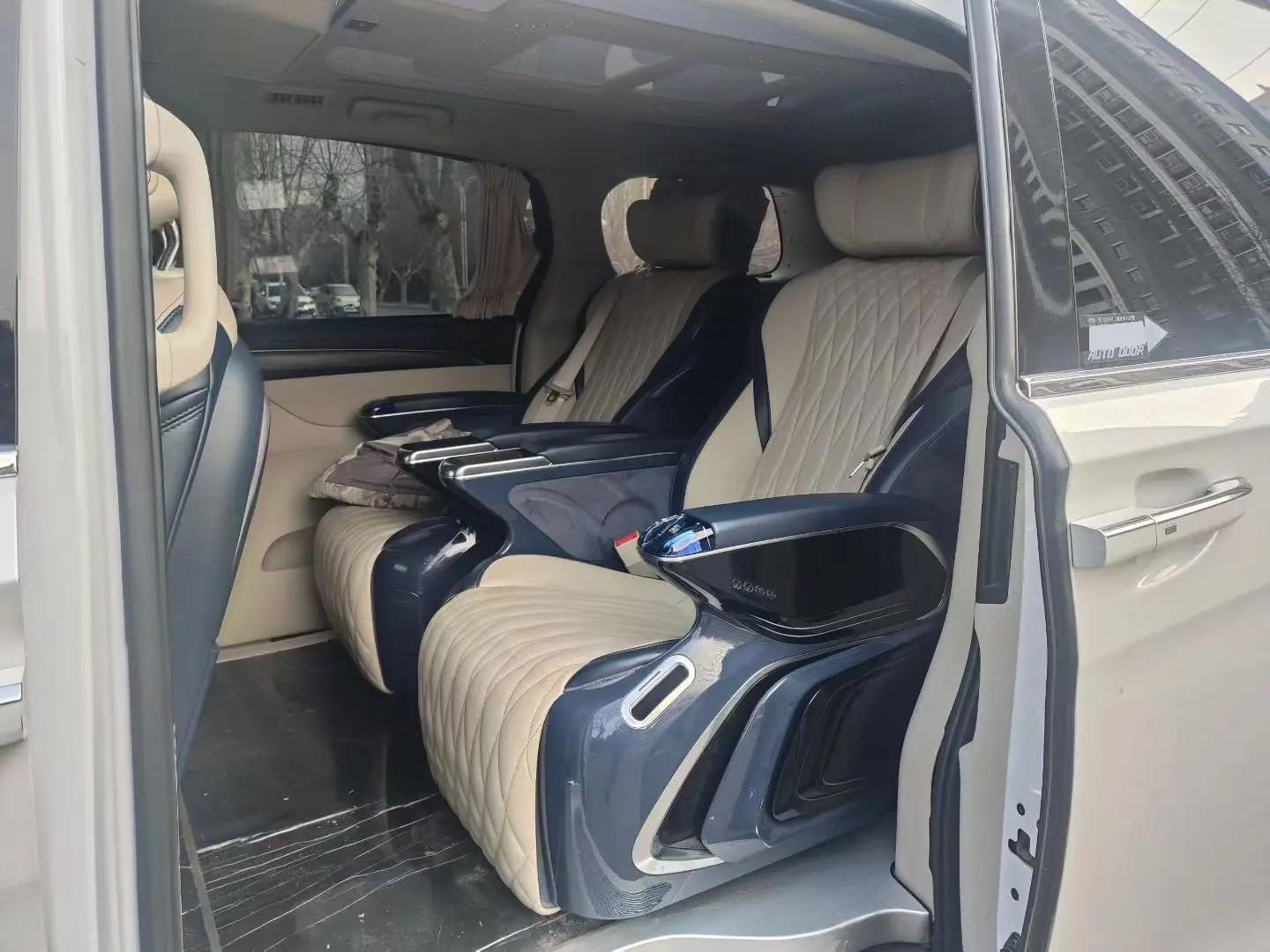 Buick GL8 2022 ES Lu Zun 653T Comfort 7