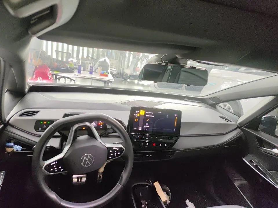Volkswagen 2024 ID. 3 Outstanding Edition Automatic Transmission 4