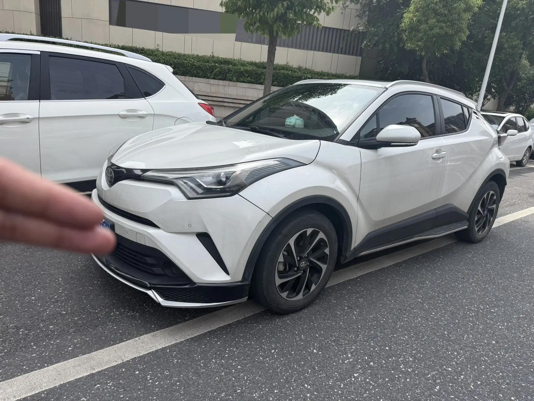 Yi Ze IZOA 2020 2.0L Yi Xiang CARE