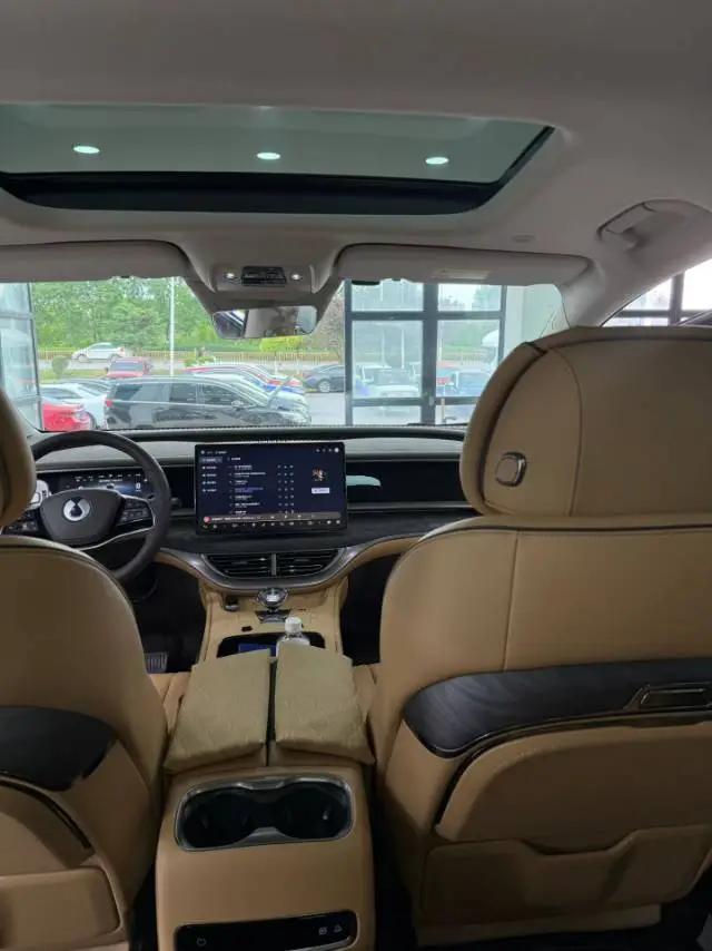 Denza 2025 Denza D9 DM-i 1.5T CVT Intelligent Driving Version 1020 Four-Wheel-Drive Prestige Model Automatic 8