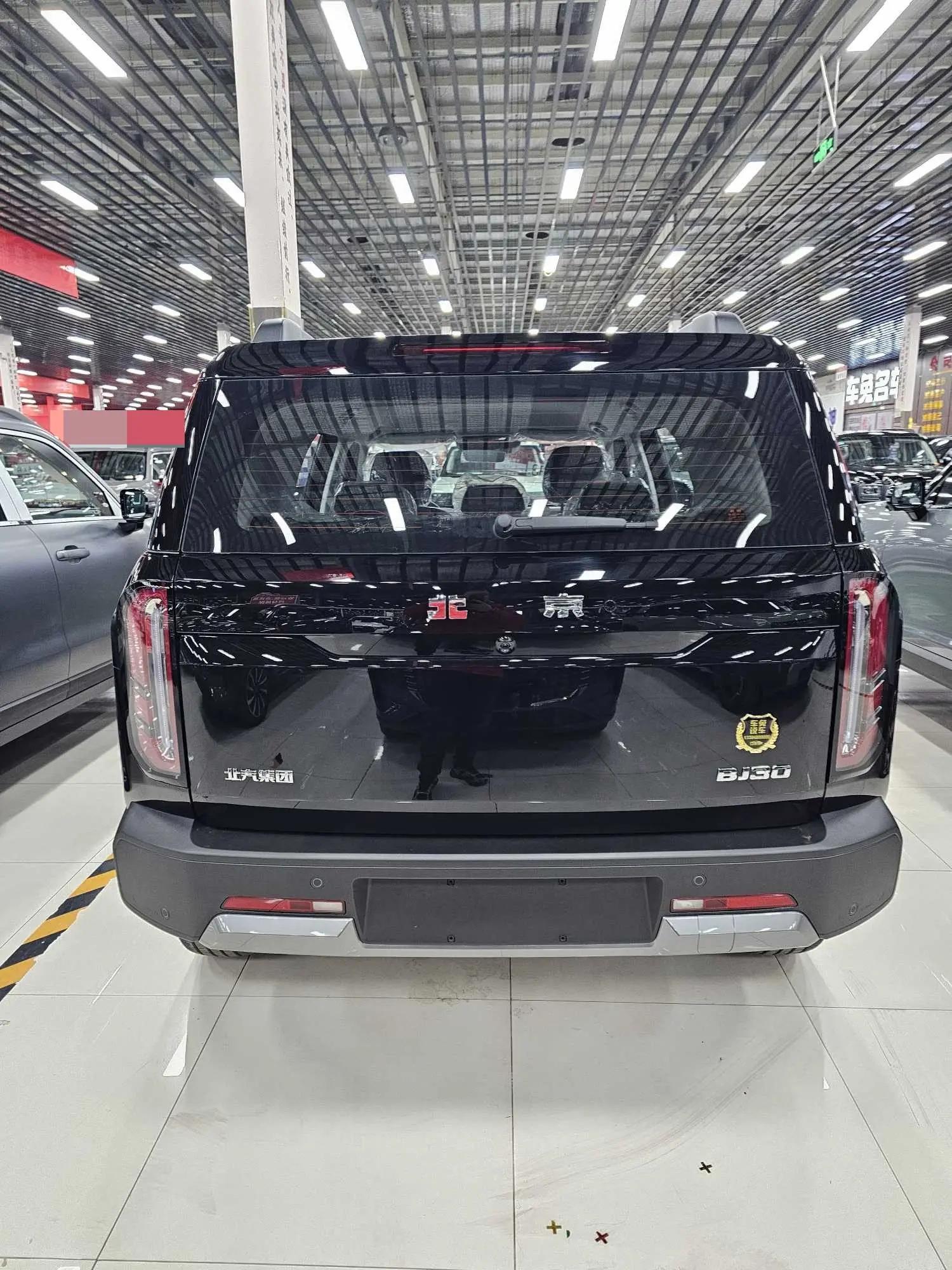 Beijing 2026 BJ30 1.5T Traveler Two-Drive Standard Automatic Gear 4