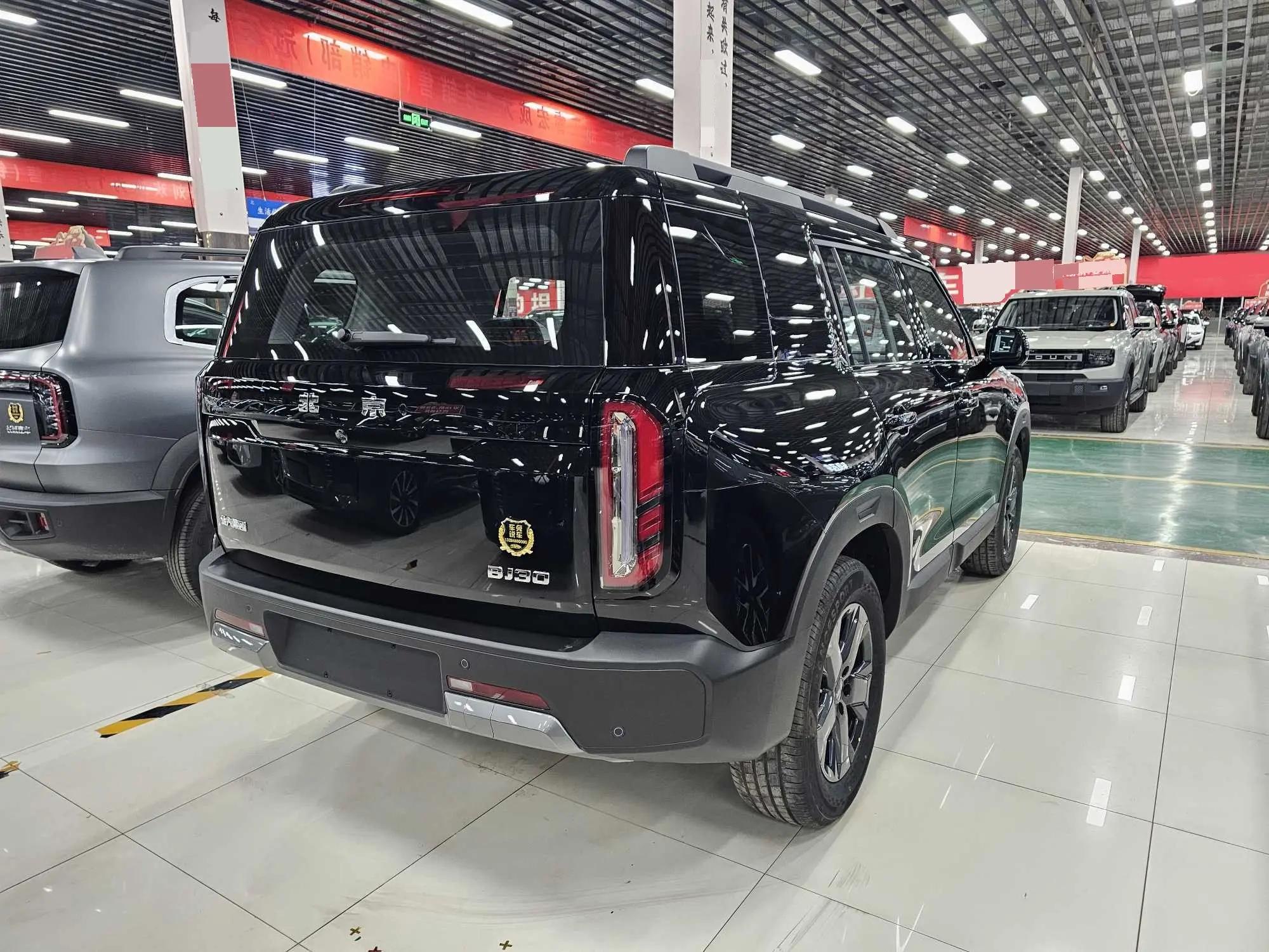 Beijing 2026 BJ30 1.5T Traveler Two-Drive Standard Automatic Gear 5