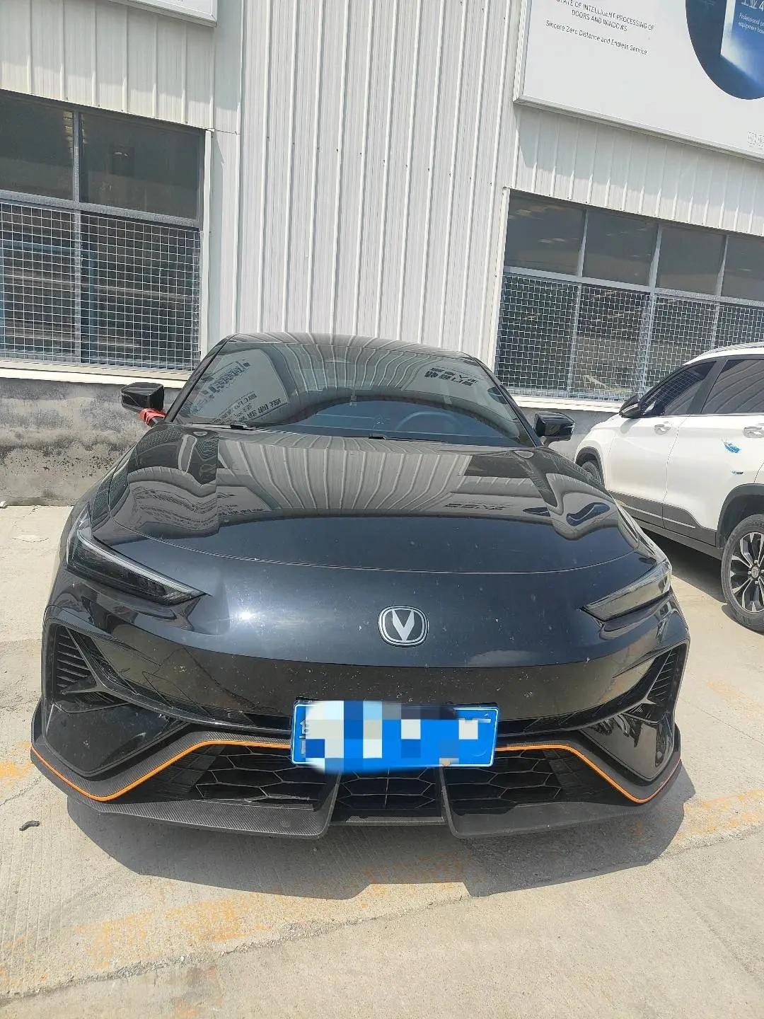 ChangAn 2025 UNI-V 1.5T Distinguished Sports Automatic 2