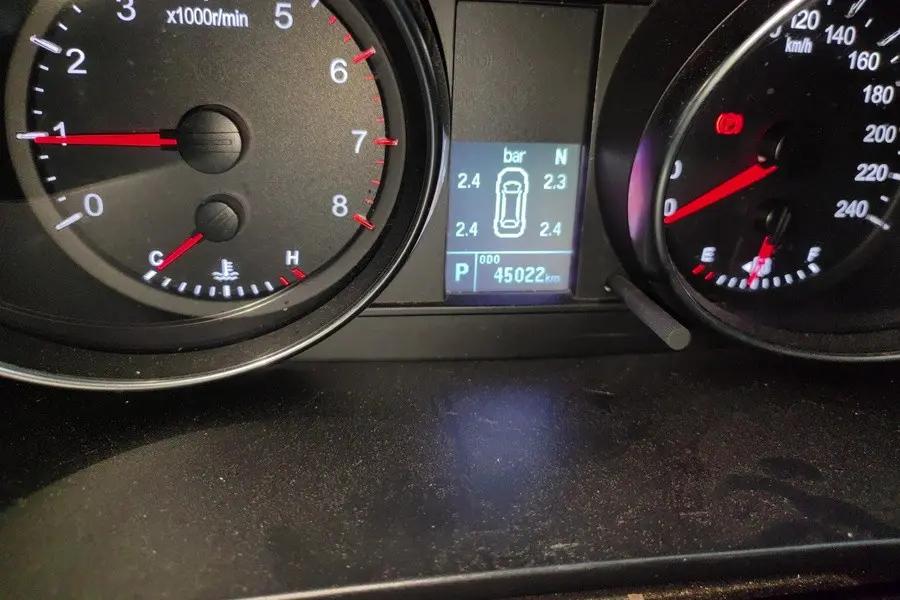 Haval M6 2021 PLUS 1.5T DCT Deluxe Zhilian 6