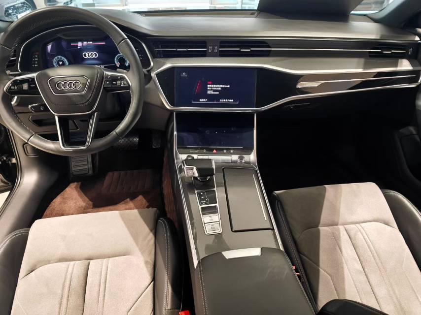 Audi 2024 A6L 2.0TFSI 45TFSI Prestige Dynamic Edition, Automatic 5