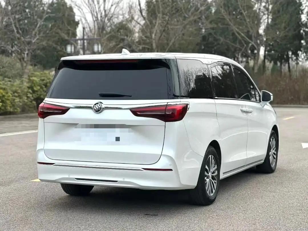 Buick GL8 2023 ES Lu Zun 653T Luxury Model 5