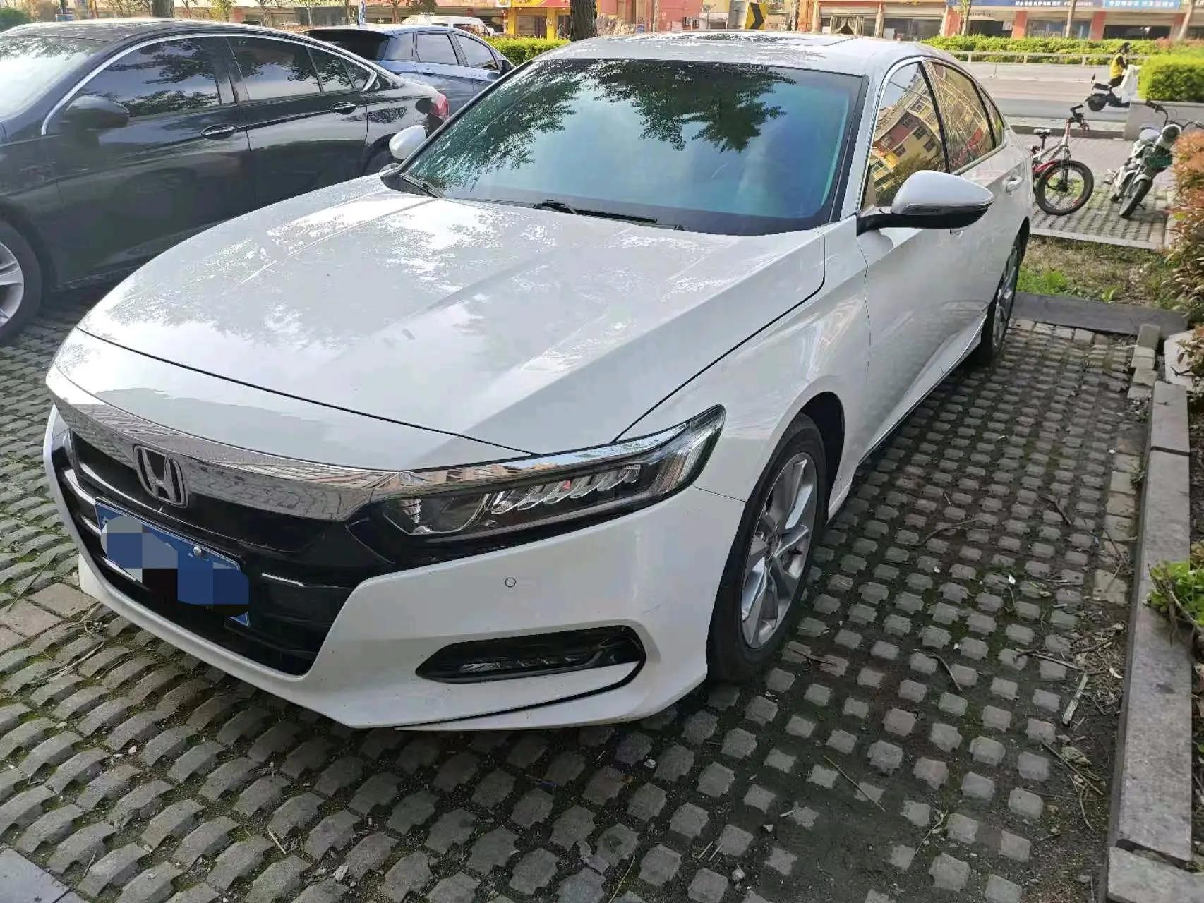Accord 2018 260TURBO Deluxe Edition National V