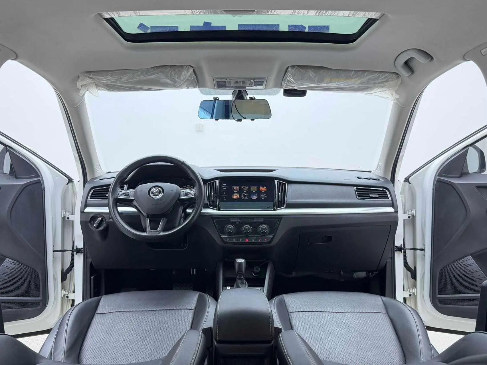 K-Cross 2022 1.5L Automatic Comfort Version 11