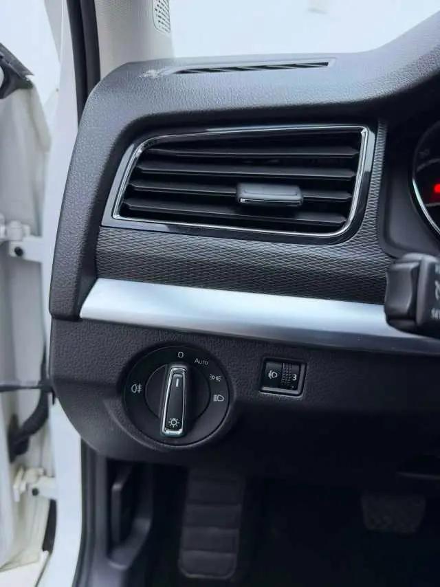 K-Cross 2022 1.5L Automatic Comfort Version 6