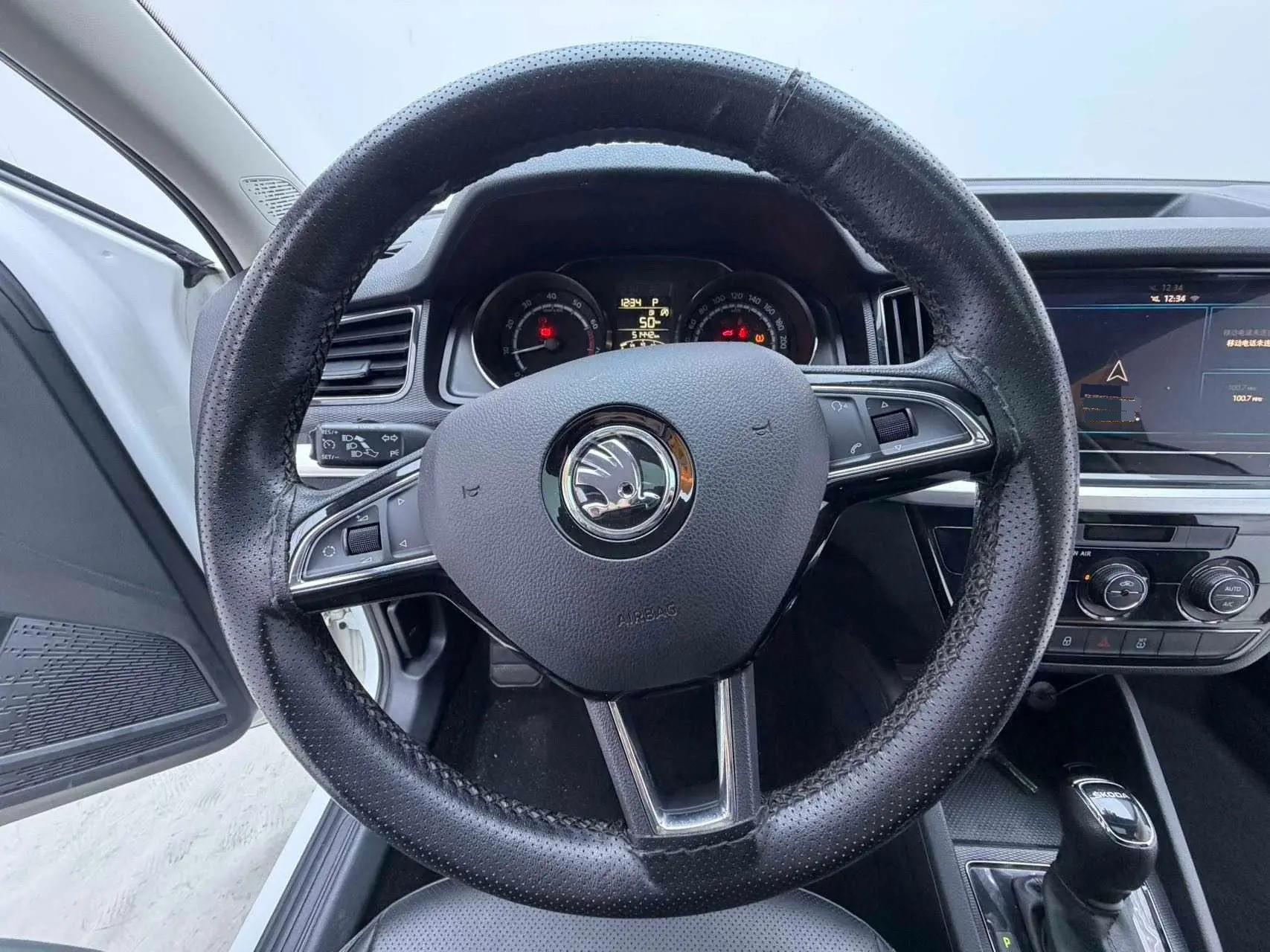 K-Cross 2022 1.5L Automatic Comfort Version 7