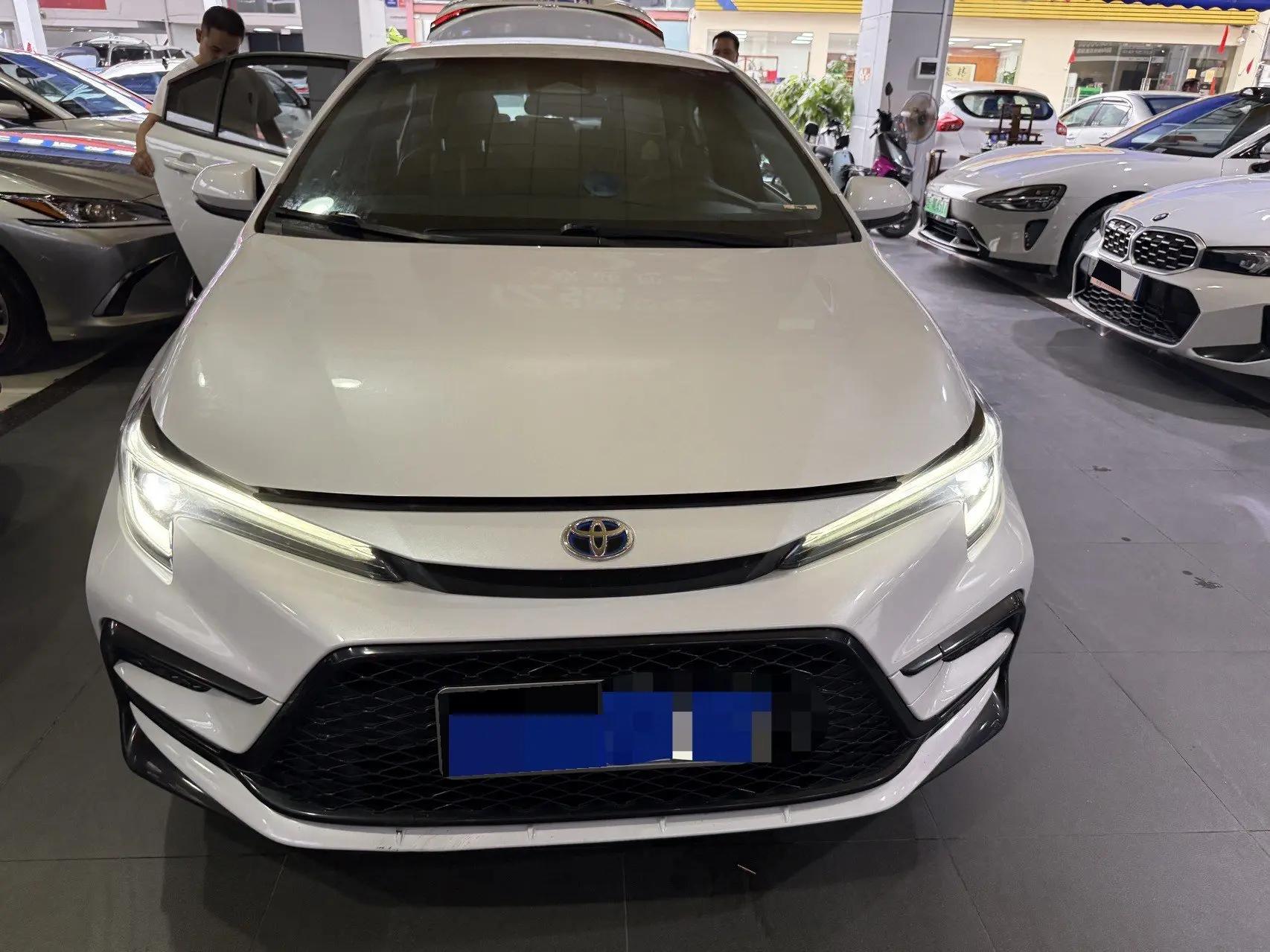 Toyota 2023 Lei Ling Shuangqing 1.8 Stepless Intelligent Electric Hybrid Leading Edition Automatic Gear 2