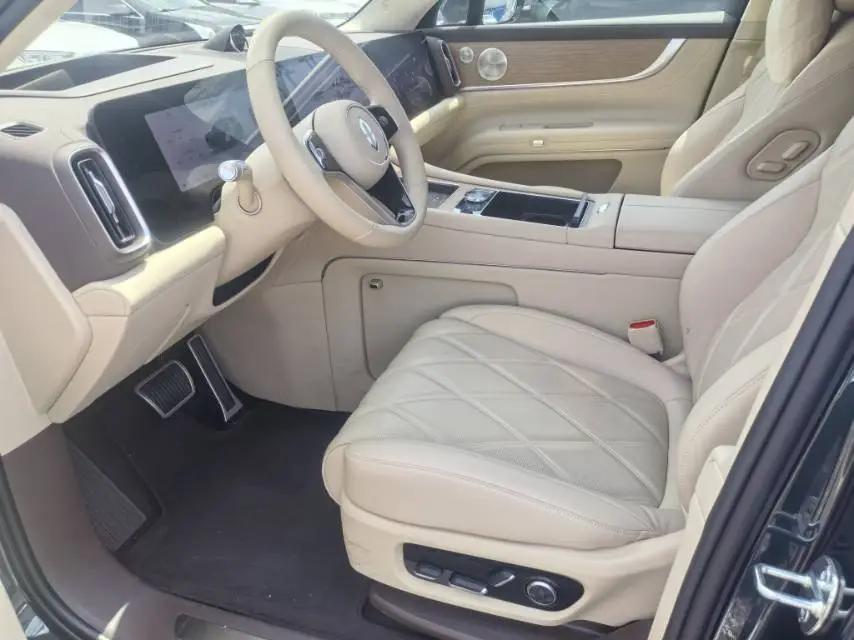 AITO 2025 AITO M9 EV Pure Electric Ultra Edition 100kWh6-seat Edition Automatic Gear 7