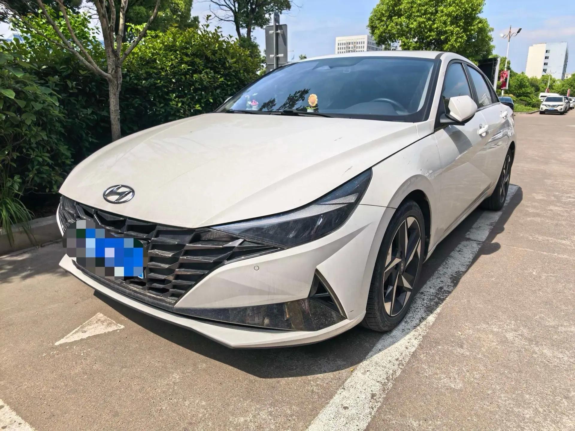 Elantra 2021 1.5L CVT LUX Prestige Edition