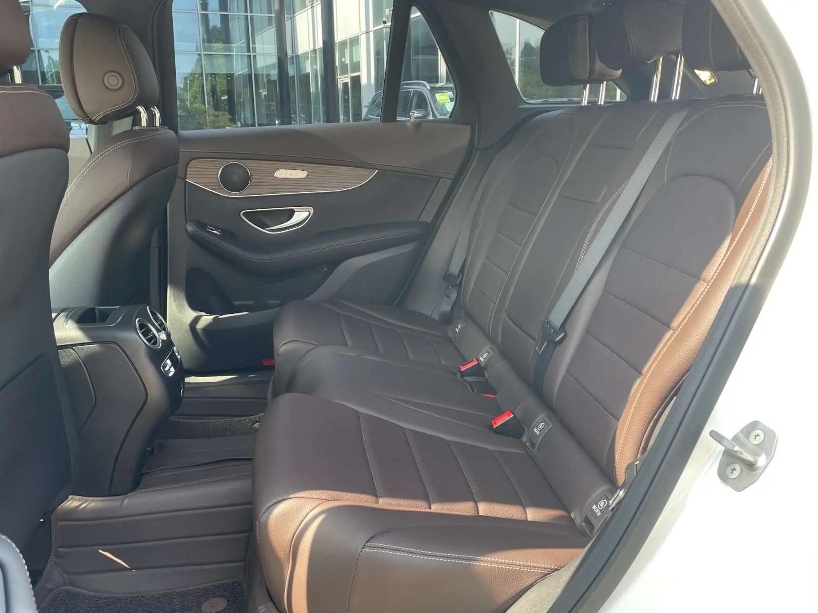 Mercedes Benz GLC 2022 model changed to GLC 260 L 4MATIC luxury model 7