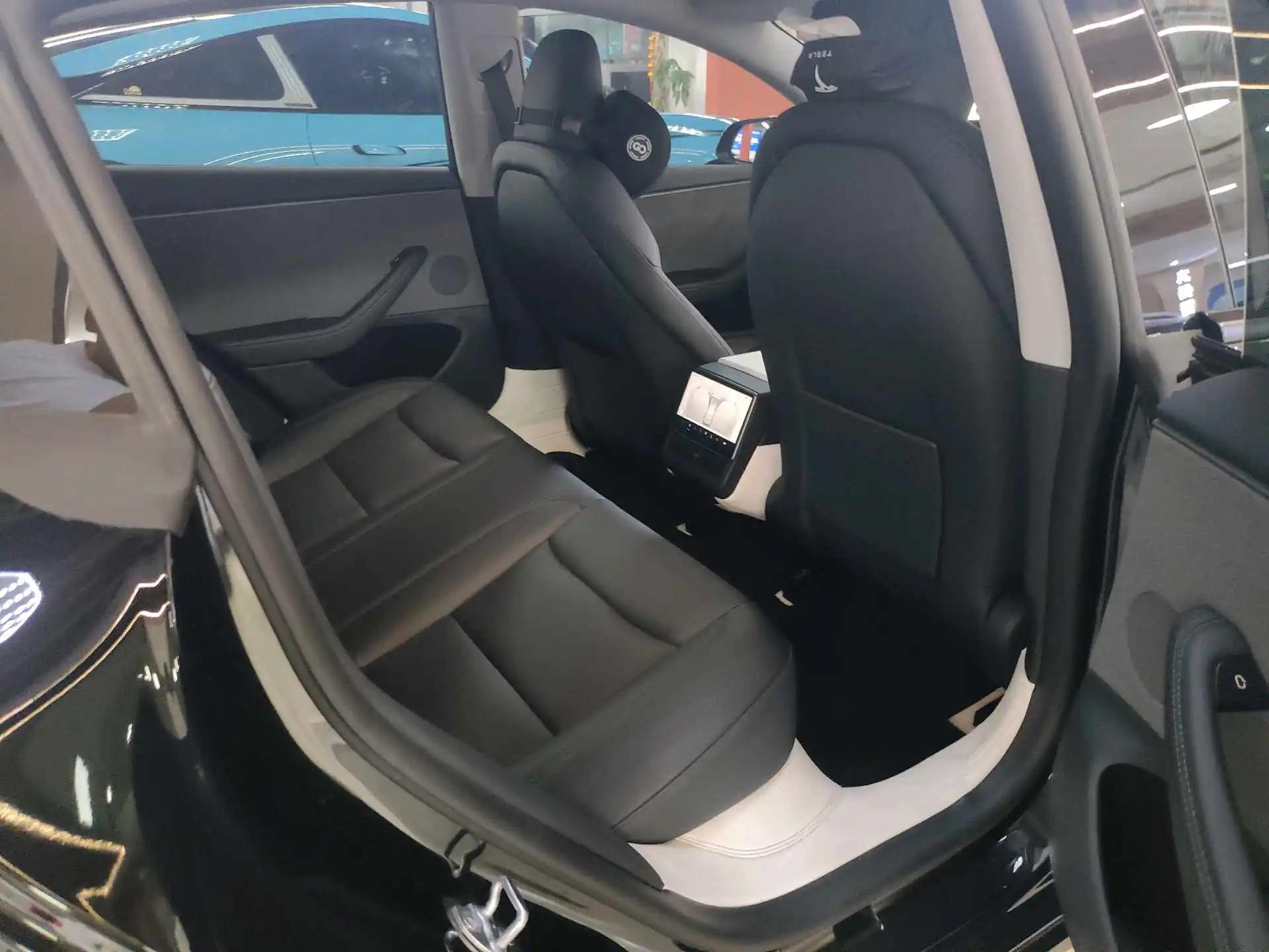 Tesla 2025 Model 3 Rear-Wheel Drive (Refreshed) Automatic 5