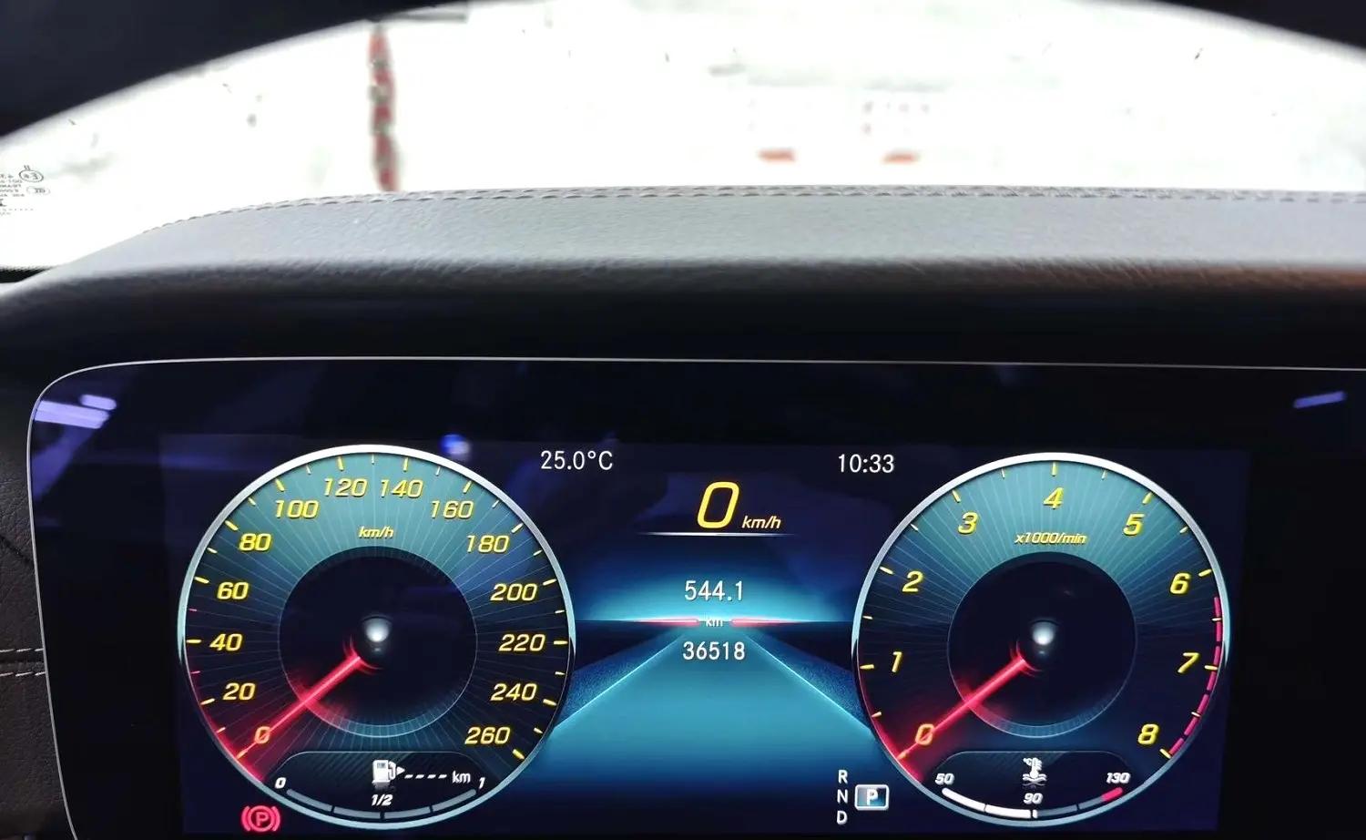 Mercedes Benz E-Class 2023 E 300 L Fashion 2