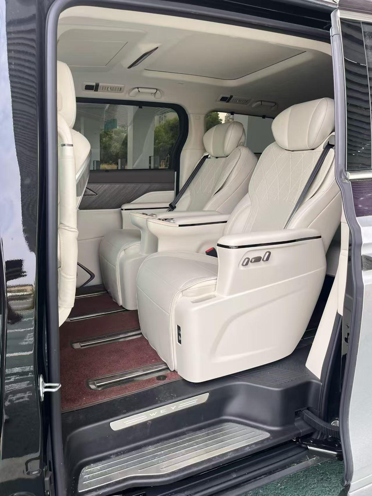 WEY 2025 high mountain 8 Hi4 1.5T four-wheel drive version automatic gear 4