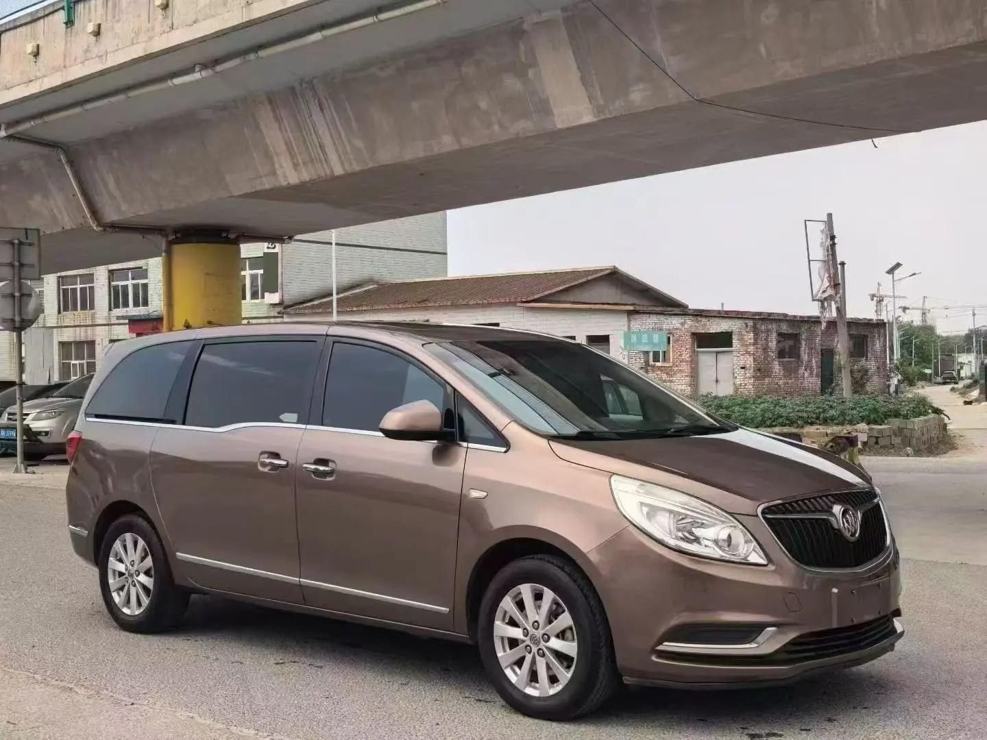 Buick GL8 2018 28T Luxury Country VI 3