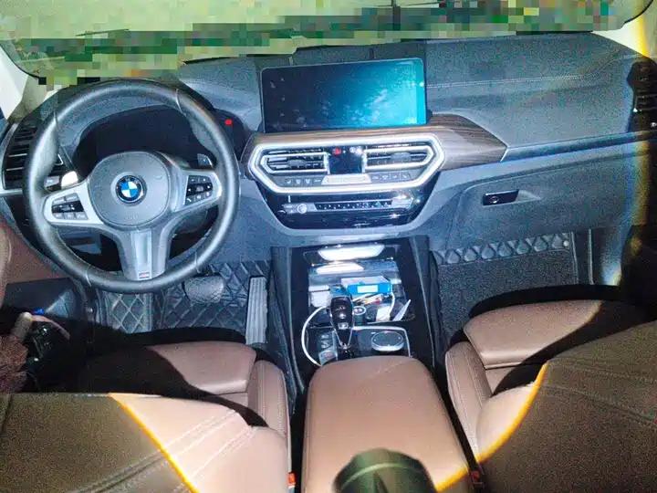 BMW X3 2022 xDrive30i Leading M Obsidian Night Suit 10