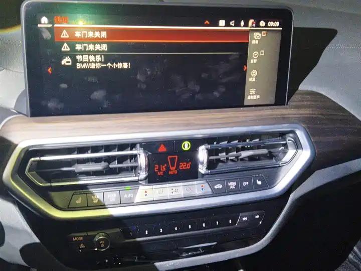 BMW X3 2022 xDrive30i Leading M Obsidian Night Suit 14