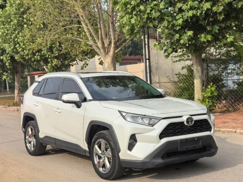RAV4 Rongfeng 2021 2.0L CVT Two-Drive Fashion PLUS Edition 3