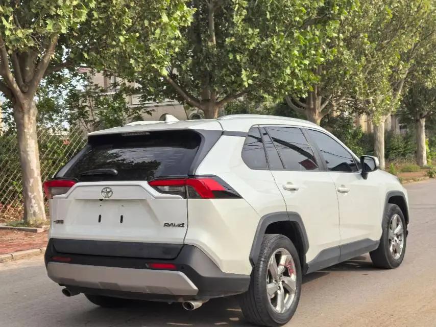 RAV4 Rongfeng 2021 2.0L CVT Two-Drive Fashion PLUS Edition 4