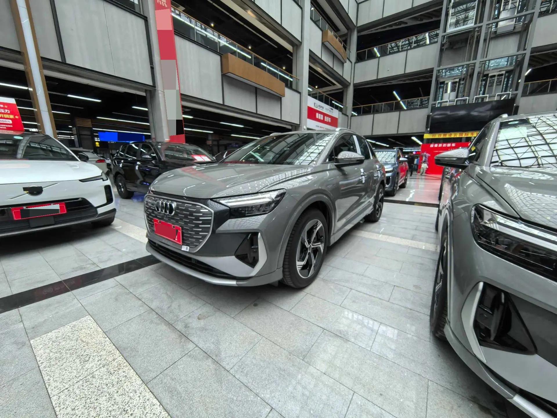 Audi 2024 Q4 e-tron 40 Exploration Edition Automatic