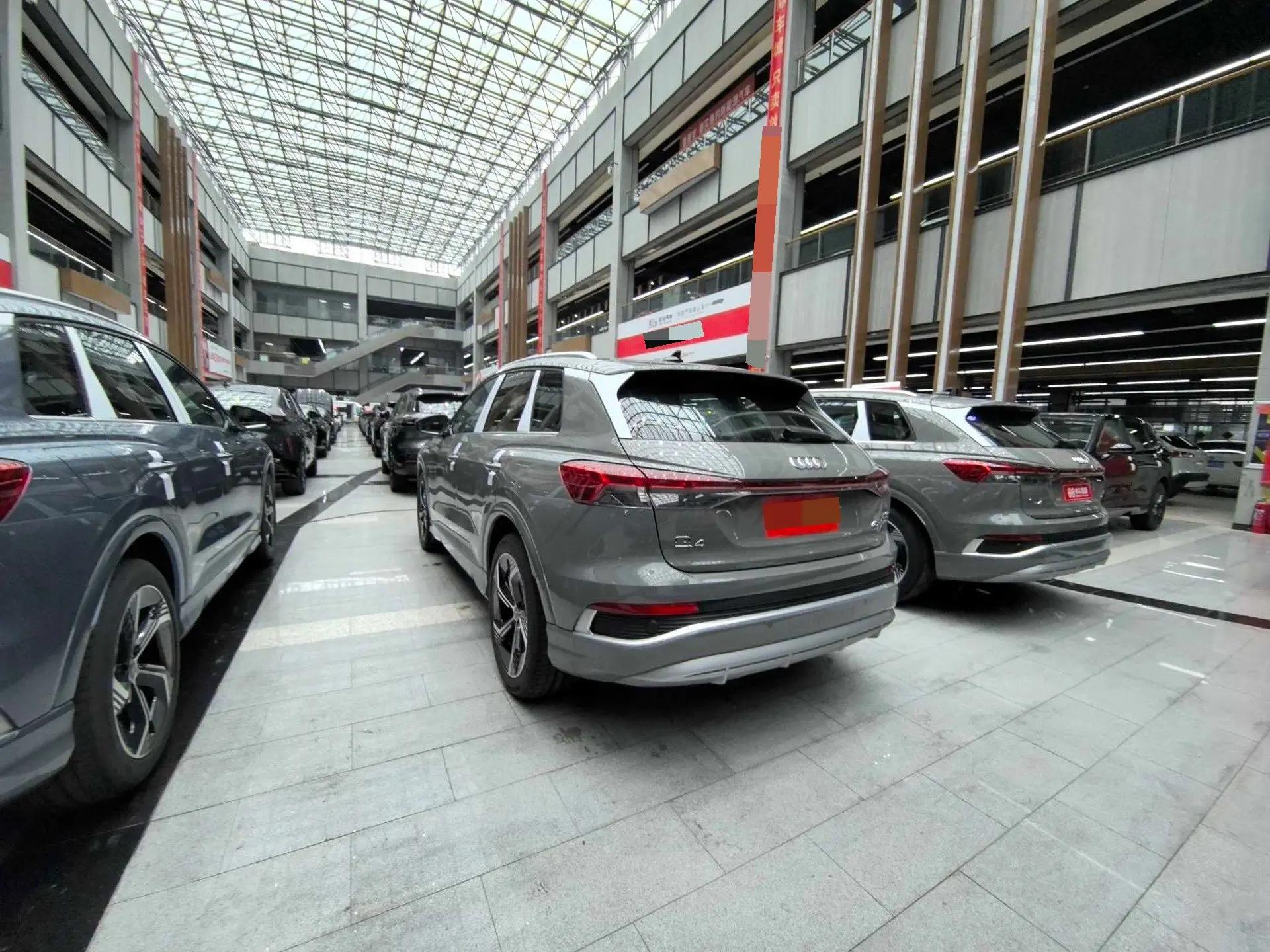 Audi 2024 Q4 e-tron 40 Exploration Edition Automatic 2
