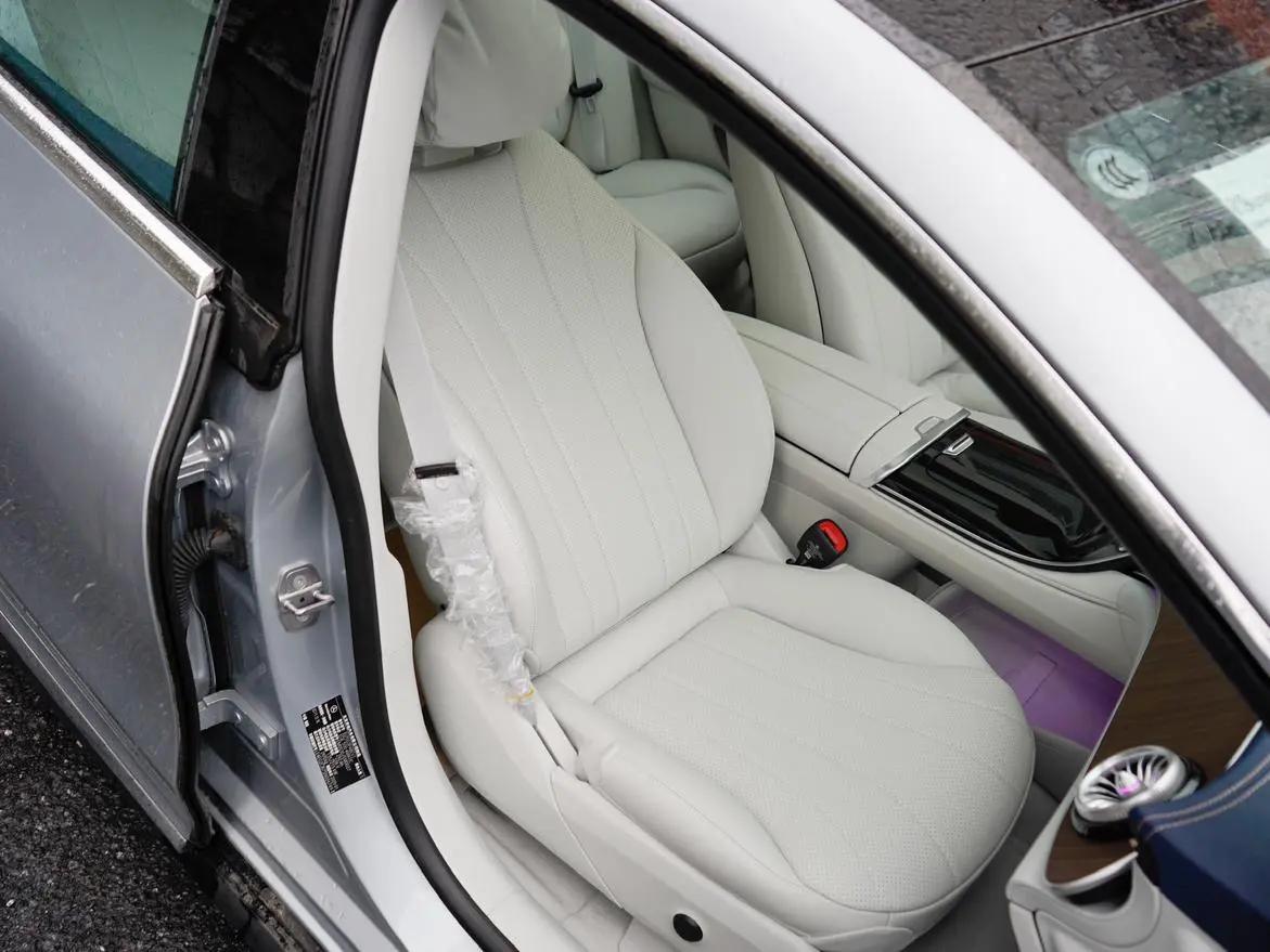 Mercedes Benz 2025 EQE 500 4MATIC EQE 500 4MATIC Pioneer Edition Automatic Gear 13