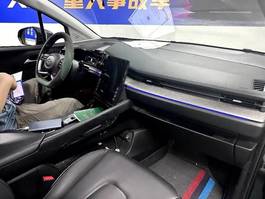 Custin 2022 270TGDi Smart Love Flagship Edition TOP 2