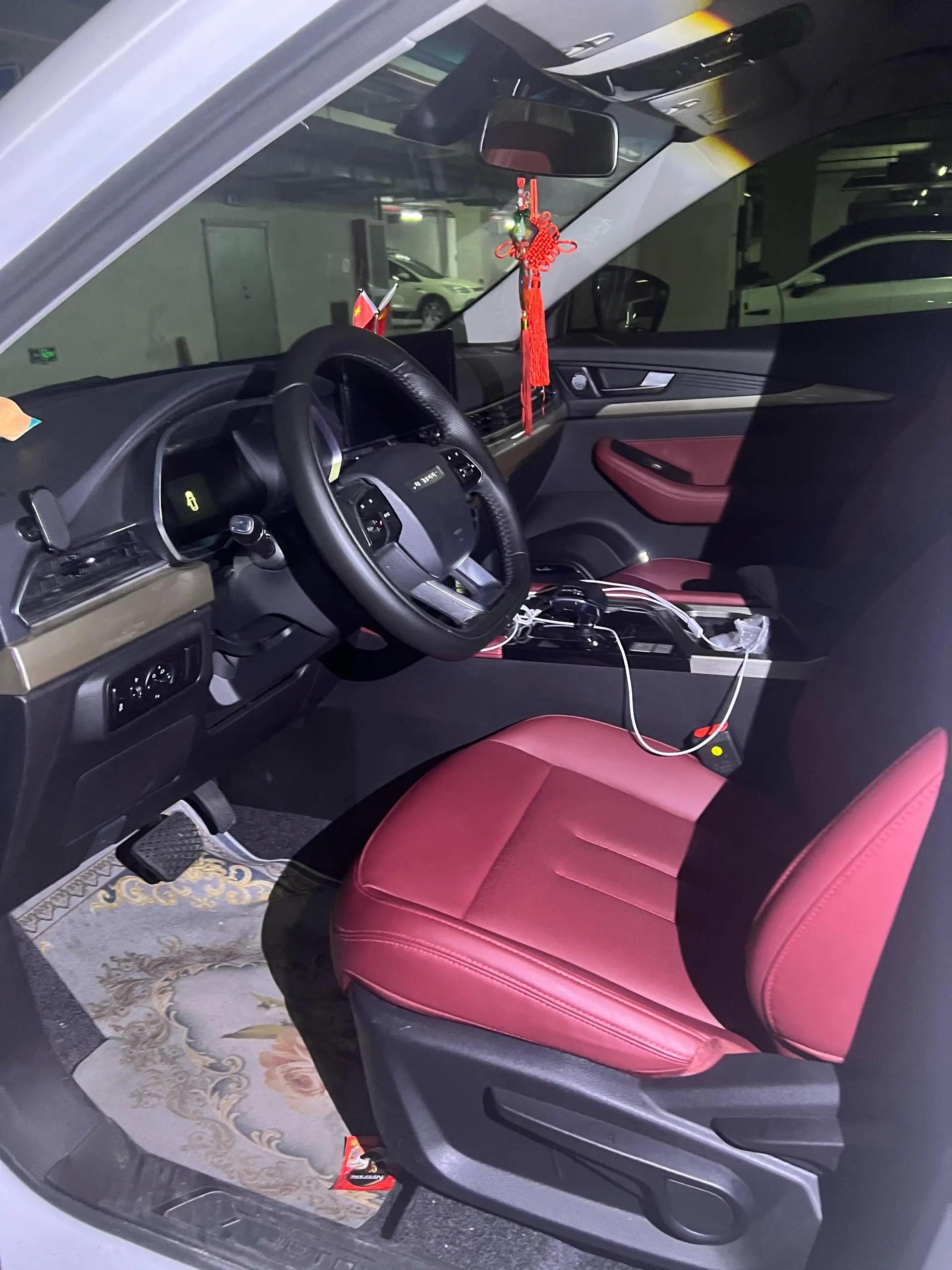 Jetour 2025 X70 PLUS 1.5T Ultimate 7-seat Automatic Gear 7