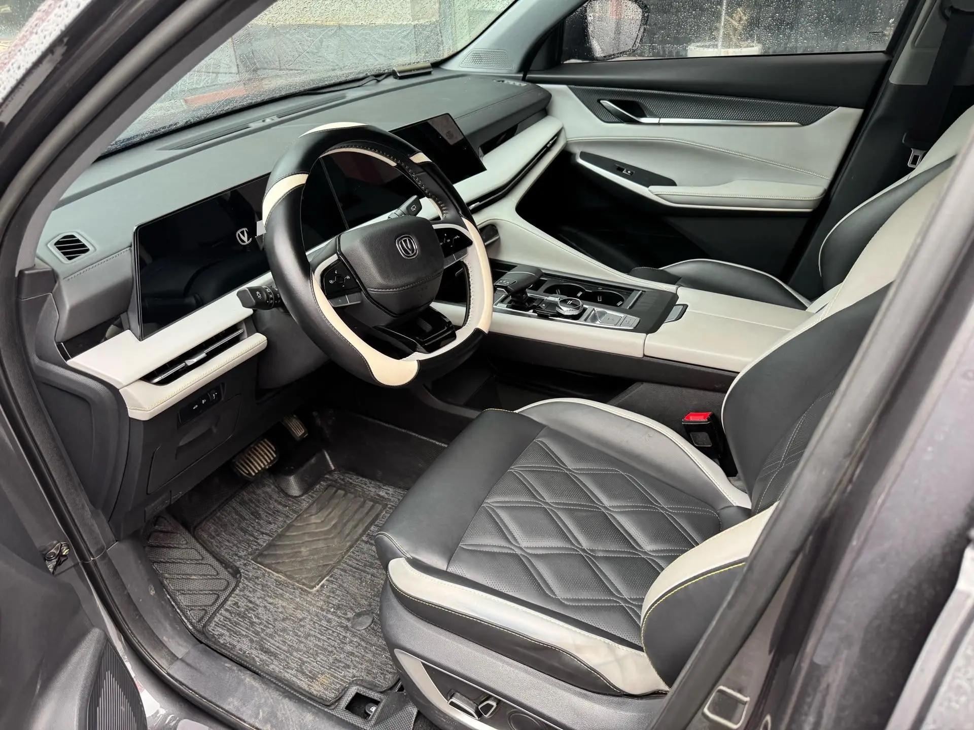ChangAn 2023 CS75 PLUS 1.5T Prestige Automatic 2