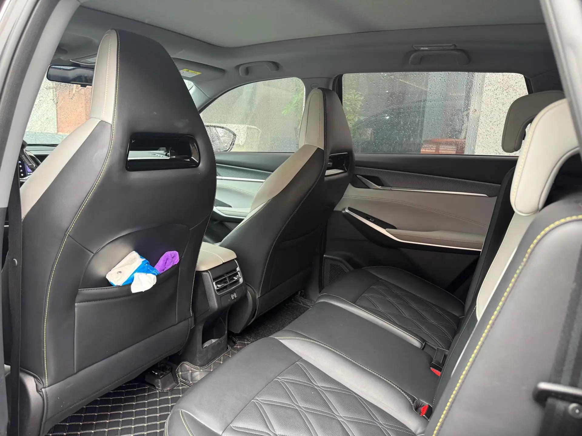 ChangAn 2023 CS75 PLUS 1.5T Prestige Automatic 4