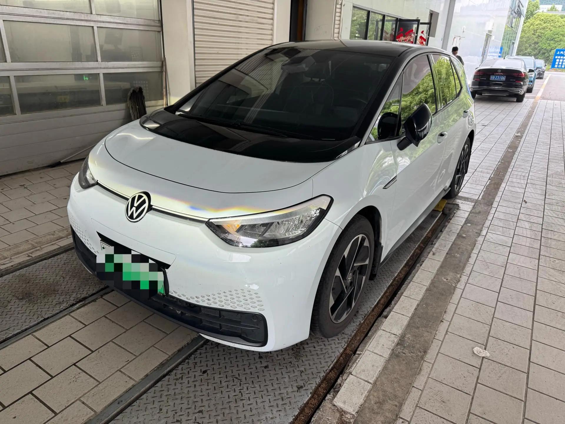 Volkswagen 2023 ID. 3 Upgraded Pure Smart Edition, Automatic Transmission